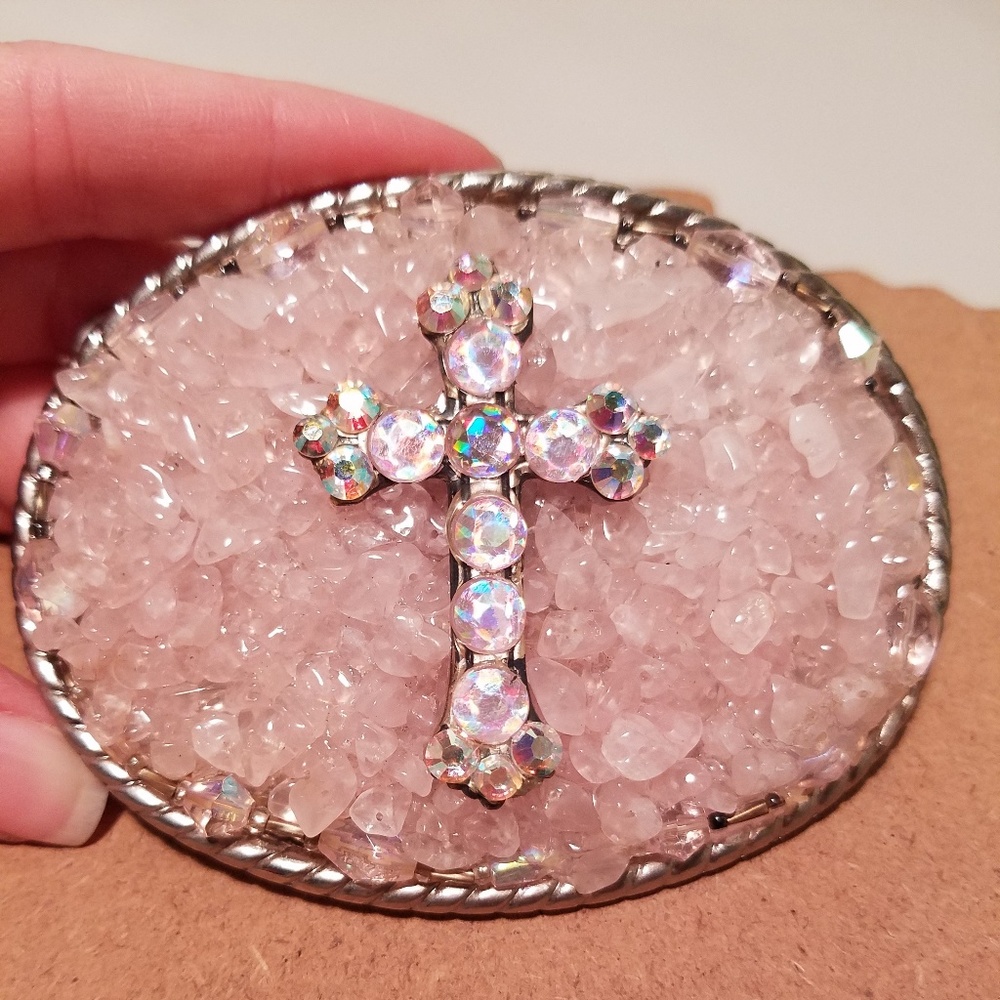 Ladies Pink Cross Belt Buckle
